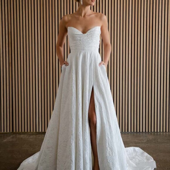 Jenny Yoo Beau Wedding Gown Size 12 - Picture 6 of 10